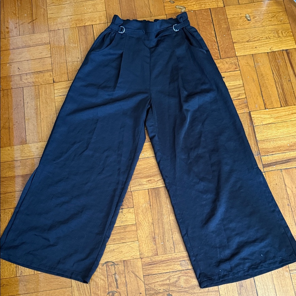 Lulu's Elegant Black Wide-Leg Trousers